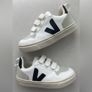 Veja Kids (Toddler) V-10 Sneakers